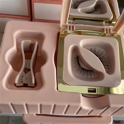 Magnetic Lashes With Applicator